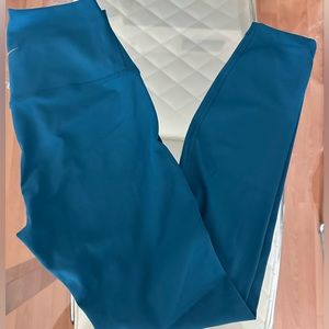 Nike Yoga Dri-Fit Leggings size small